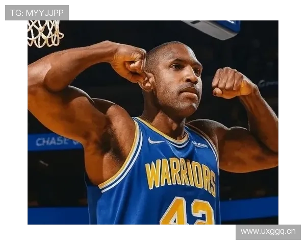 勇士八人得分上双大胜灰熊 霍福德里程碑