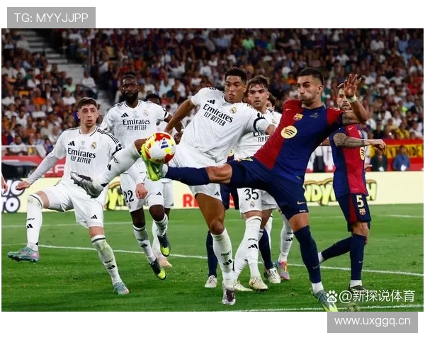 巴萨对塞维利亚 莱万首发小将埃斯帕特亮相 巴萨对塞维利亚 莱万首发小将埃斯帕特亮相